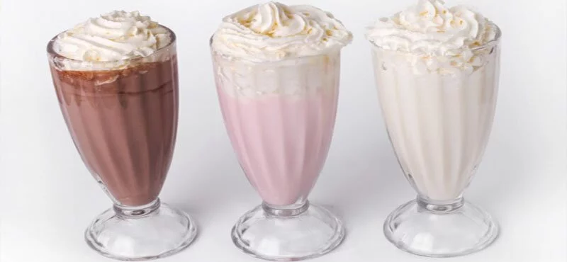 Как сделать молочный коктейль дома в блендере с мороженым